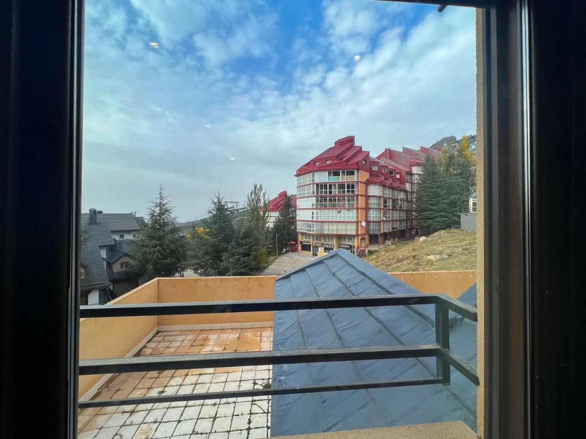 Apartamentos A Vivir Sierra Nevada 3000 Екстер'єр фото